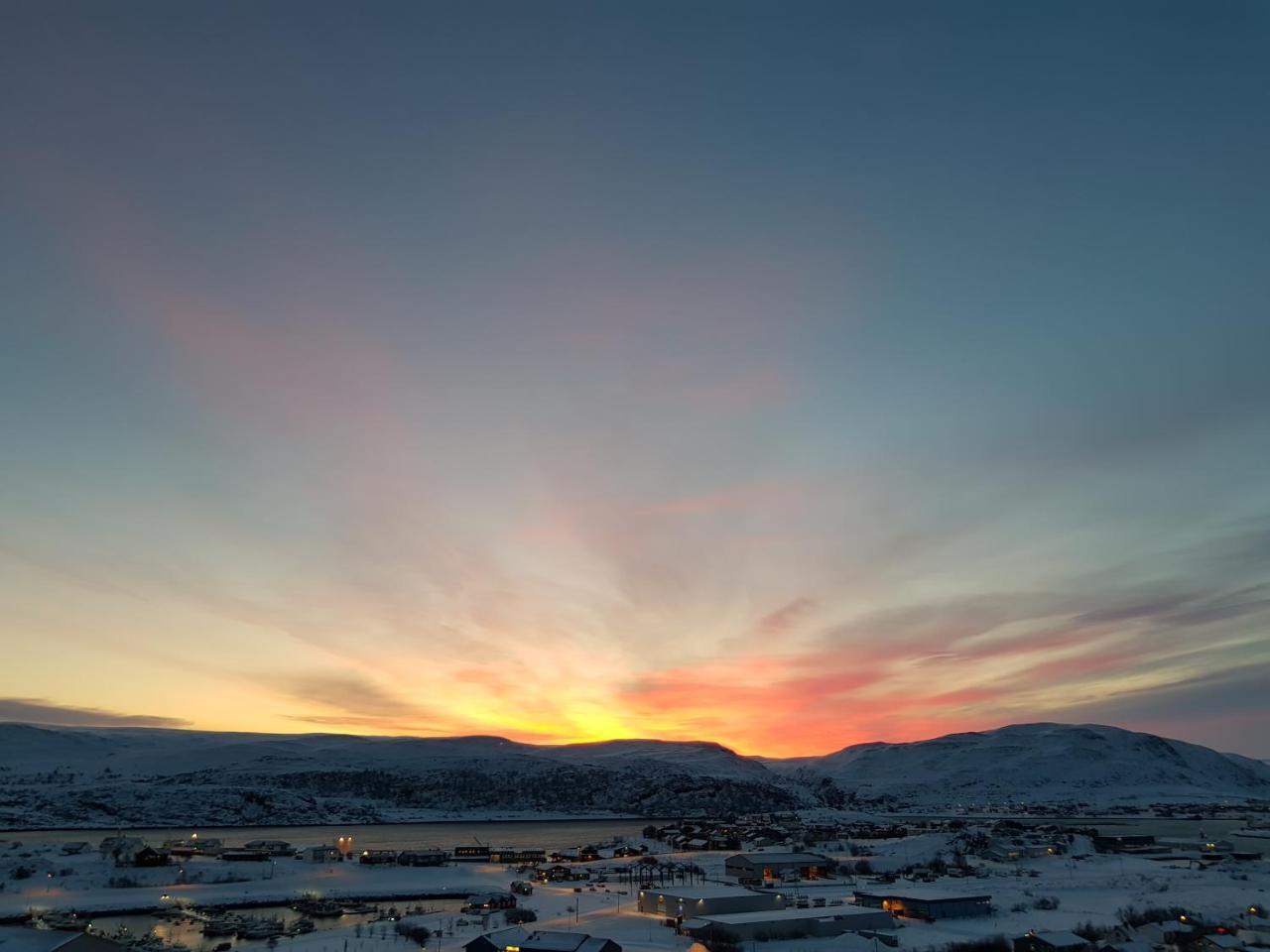 Batsfjord Smarthotell Båtsfjord Exterior foto